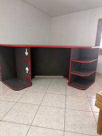 Scrivania Gaming come + 1 comodino abbinato