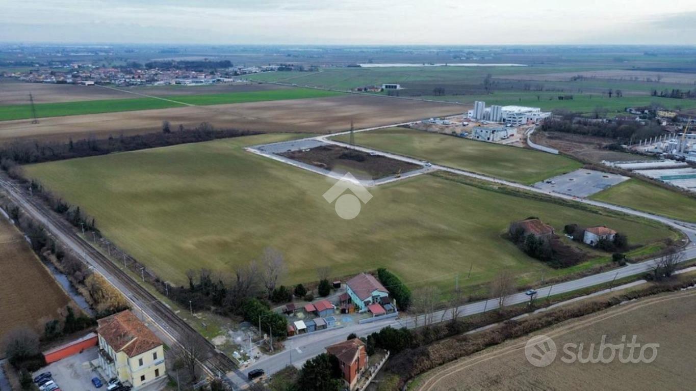 TERRENO A ROVIGO - Vista 3