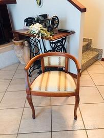 Poltroncina Vintage a pozzetto