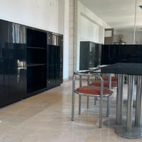 Credenza vetrina Poltronova