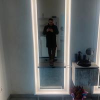 Specchi retroilluminati con poggia piedi