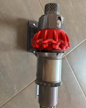 Dyson v 10 corpo motore+batt da revisionare
