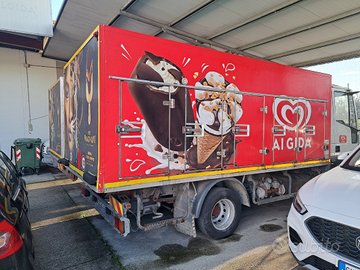 Iveco 65-12 1992 isotermico a piastre