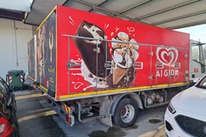 Iveco 65-12 1992 isotermico a piastre