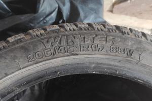 2 Gomme termiche 205/45/17