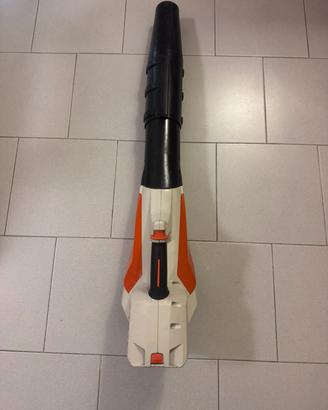 Soffiatore Stihl a base di batteria AK