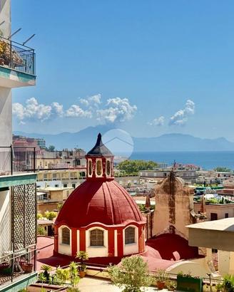 MONOLOCALE A NAPOLI