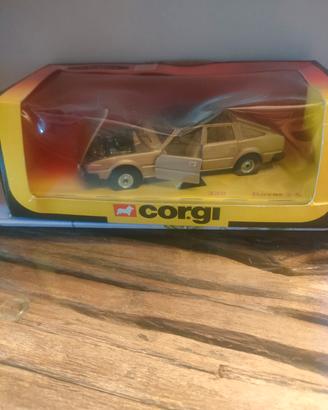 Corgi 338 Rover 3500 V8 Oro Metallizzato 1981 