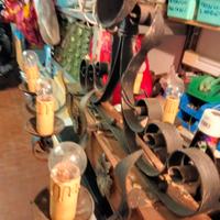 rustico lampadario e appendi abiti