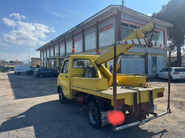 Carroattrezzi Iveco Daily patente B