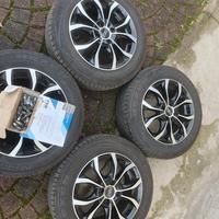 cerchi in lega con pneumatici 185 65 15