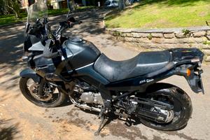 Suzuki V-Strom 650 – 2006 – 46.000 km –