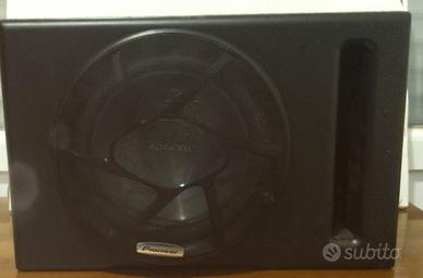 Subwoofer con amplificatore