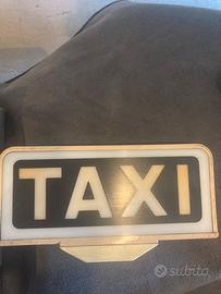 Scritta taxi