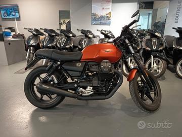 Moto Guzzi V7 STONE