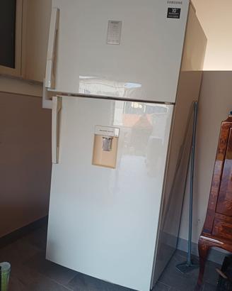 Frigorifero Samsung doppia porta serie 6000 
