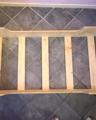 2 letti montessori in legno naturale