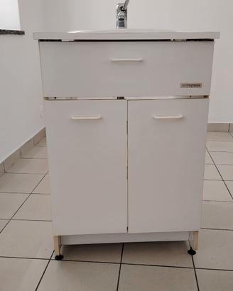 MOBILE X LAVANDERIA/BAGNO