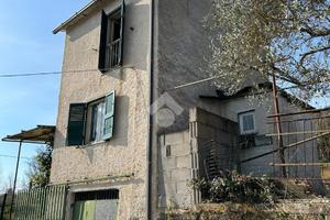 CASA INDIPENDENTE A OLEVANO ROMANO