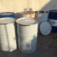 Bidoni in ferro da 200 litri