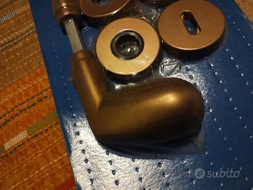 Set di DUE maniglie in ottone, nuove