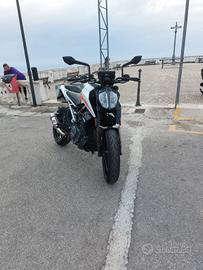 Ktm duke 390 