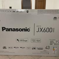 Smart TV Panasonic con schermo rotto