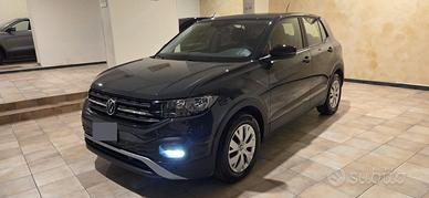 WV  T-cross 1000 benzina KM 26000