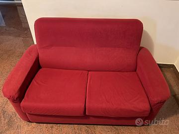 Divano 2 posti molto bello