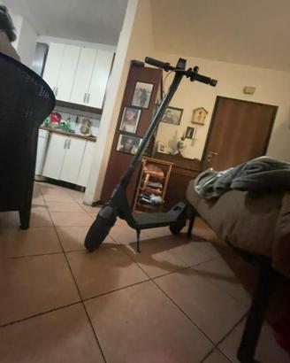 monopattino elettrico Xiaomi 4 Lite
