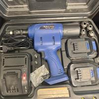 Rivettatrice professionale Sacto
