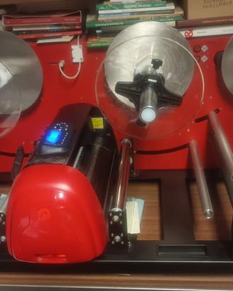 Fustellatore digitale per etichette Secabo LC30