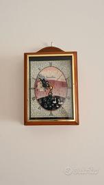 Orologio da parete con cassetta portachiavi