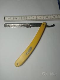 Antico rasoio mano libera