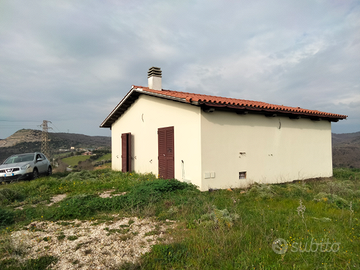 Terreno vista mare + ricovero attrezzi