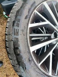 cerchi e gomme  Hyundai Tucson 
