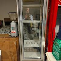 Vetrina vini come nuova