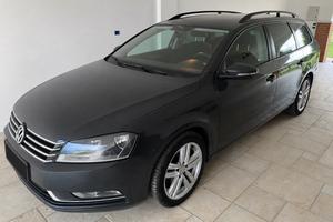 Volkswagen Passat con Gancio di Traino Originale
