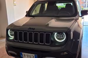 Jeep renegade 4xe phev 240cv 