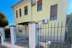 Trilocale con giardino