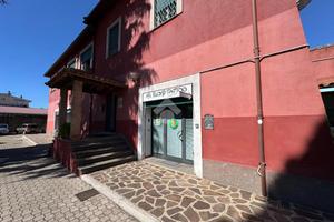 NEGOZIO A CASTEL GANDOLFO