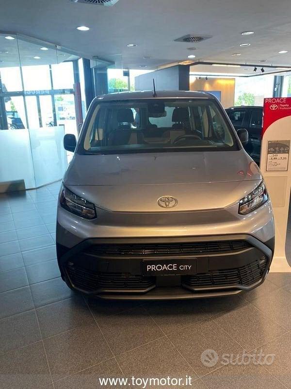 TOYOTA Proace City Verso