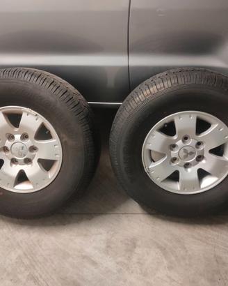 Cerchi + Gomme Pajero V60