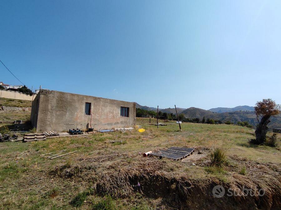 Terreno Agricolo Con Ruderi Lazzaro 13.000 Mq - Vista 3