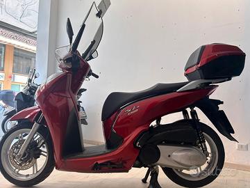 Honda SH 300 i S