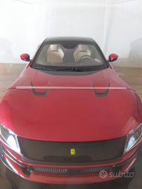 Ferrari 12 cilindri 1/18