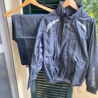 Moto. Giacca e pantaloni da poggia