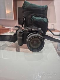 SONY ALPHA A100 CON OBBIETTIVO MINOLTA AF 24-105