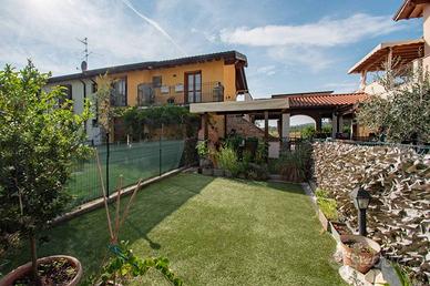 Appartamento di 100 m² con 3 locali e box auto a P