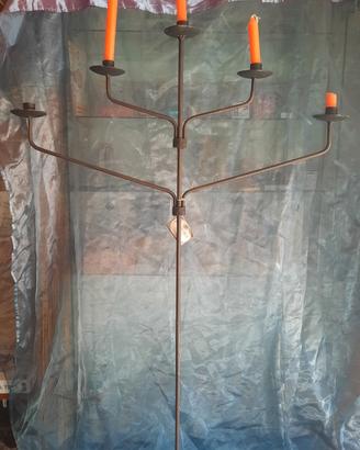 Candelabro in ferro antichizzato 